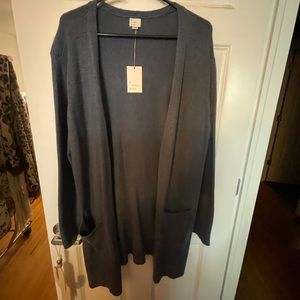 Long Cardigan w/ Pockets